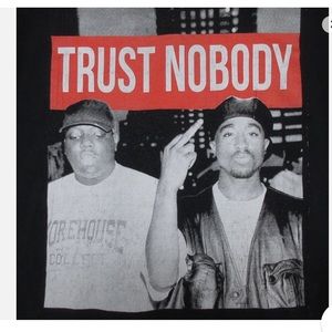 NWOT UNISEX TUPAC BIGGIE TRUST NOBODY GRAPHIC TEE BLACK & ORANGE LARGE R…